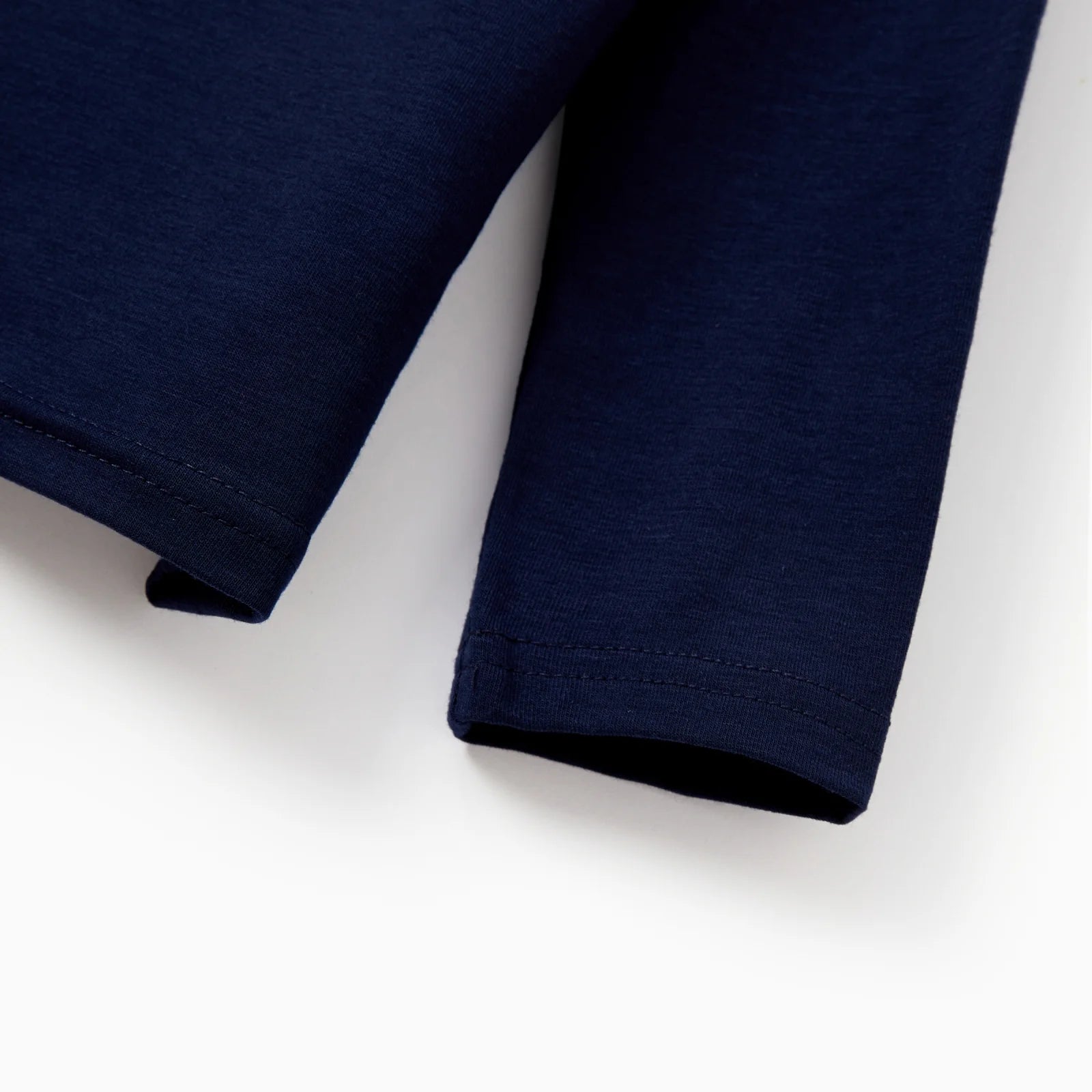 Kids Christmas Pajamas Family Matching Pjs Set Christmas Lights Top and Pant Gift for Girls Boys Sleepwear with Socks, 2-Piece, Size 8-9Y