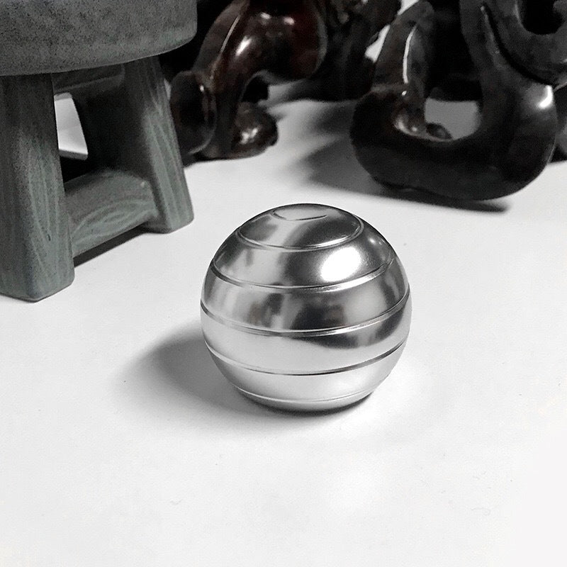 ROTATING DESKTOP SPINNING BALL