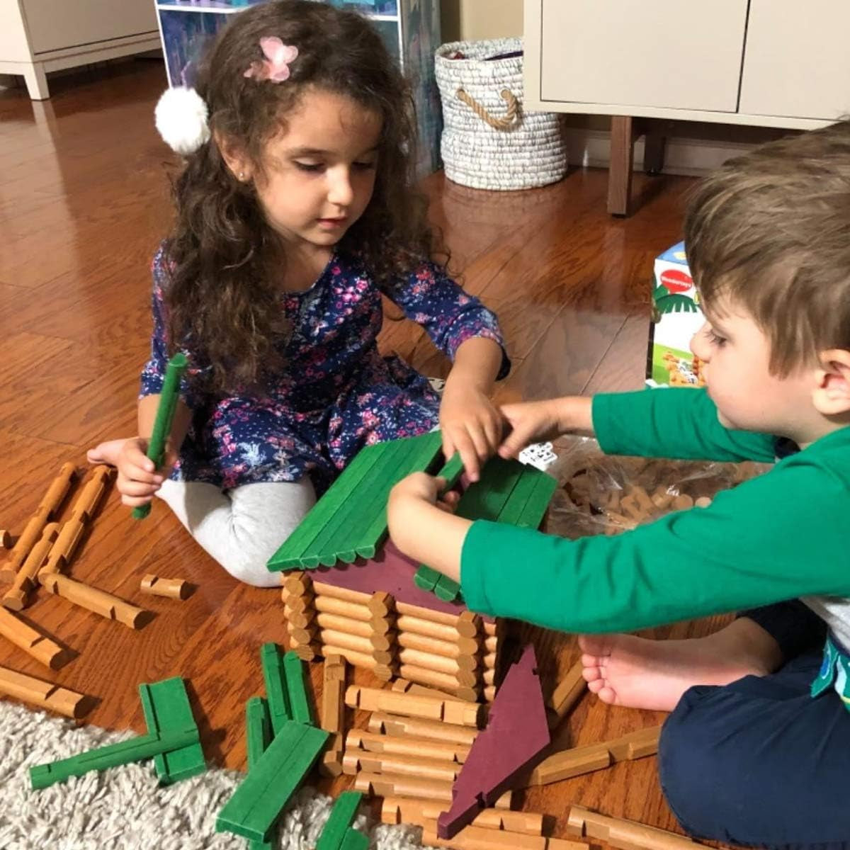 170-Piece Classic Wooden Building Log Set - Creative Construction Educational Gift for Children Ages 3 and Up