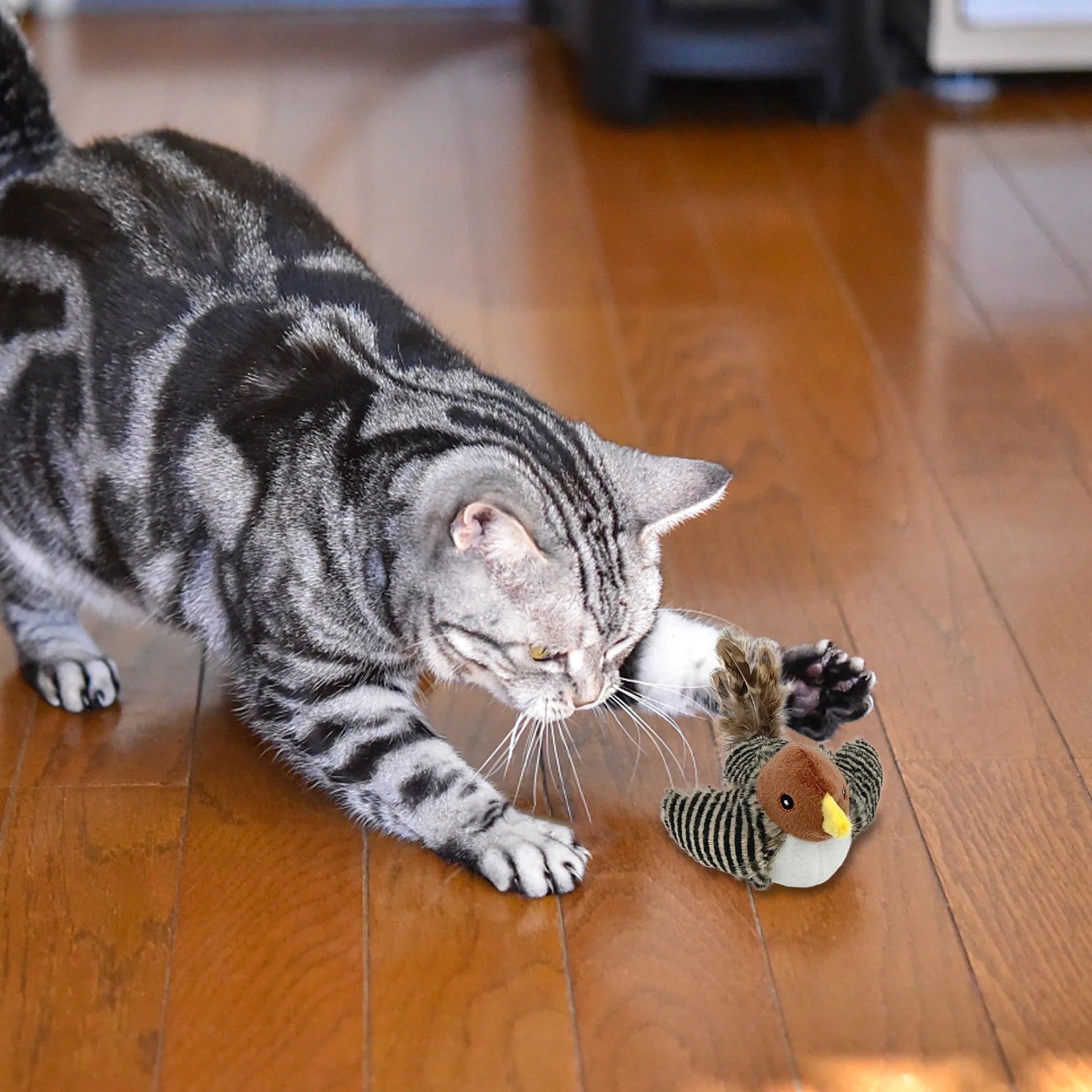 Interactive Cat Toy - Automatic Chirping Bird with Feather Tail for Engaging Solo Play and Endless Fun!